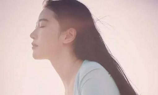 女孩第一次進公司需要注意什么