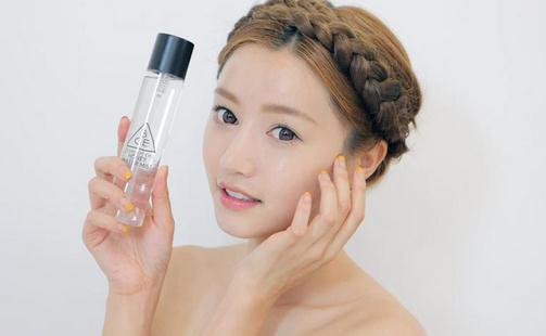 爽膚水不止能補水 爽膚水的妙用