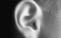 耳朵發熱是怎么一回事