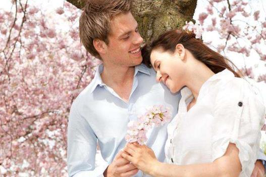 讓女生主動倒追你的十大技巧 提升個人魅力