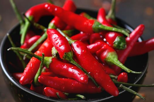 川妹子吃辣皮膚還很好 吃辣祛濕的誤區揭秘