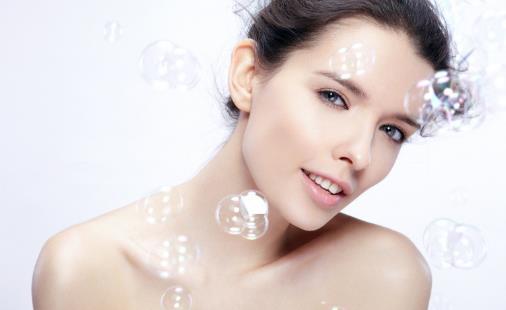 小疙瘩永遠揮之不去的困擾 讓皮膚恢復光滑!