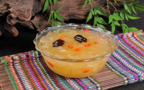 夏季美容養(yǎng)顏 從藥膳湯開始