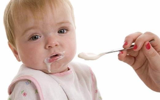 寶寶牛奶蛋白過敏乳糖不耐受 選擇適合寶寶喝的酸奶