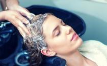 ?經(jīng)期洗頭是否會落病根 洗頭最佳時間是早上還是晚上