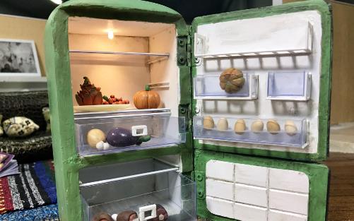 冰箱里有這2樣?xùn)|西，不僅比馬桶還臟，還易致癌 