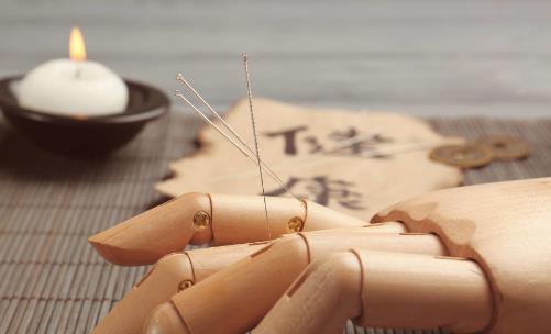 經(jīng)絡(luò)聯(lián)系臟腑起重要作用 經(jīng)絡(luò)拍打養(yǎng)生解決身體問(wèn)題