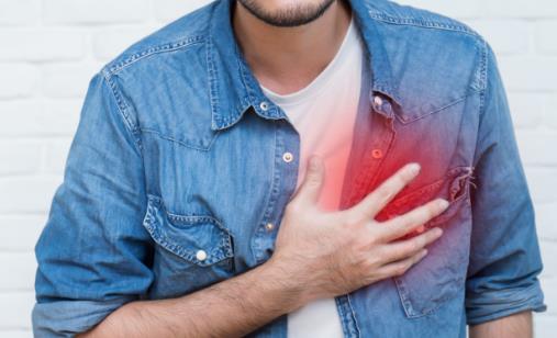 天熱為什么感覺胸悶心慌？兩點辯識真假心臟病