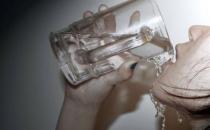 身體出現小問題 學會喝水可能就會解決這些小毛病