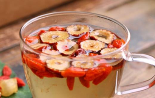 紅棗泡水的作用 紅棗泡水的八大禁忌