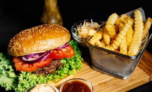 煎餅和漢堡包誰是不健康早飯 營養(yǎng)早餐搭配吃出健康