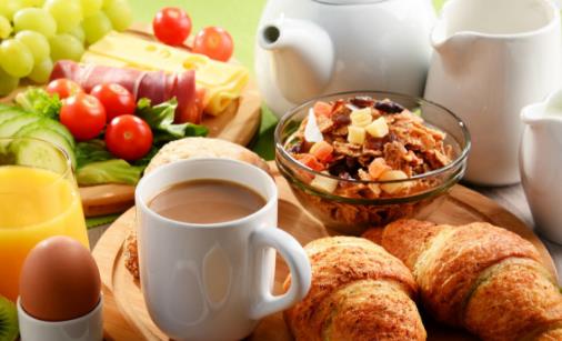 煎餅和漢堡包誰是不健康早飯 營養(yǎng)早餐搭配吃出健康