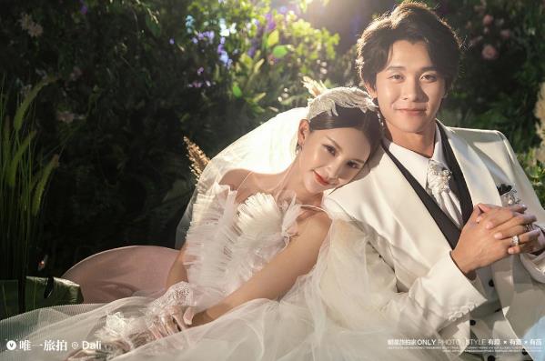 唯一旅拍告訴你：旅拍婚紗照中男士應該做些什么？