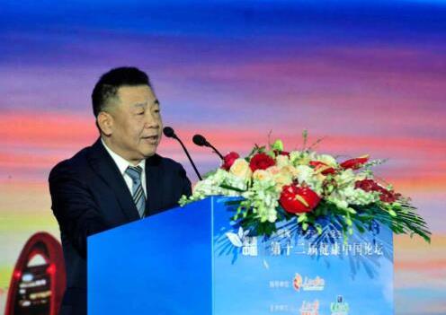 何松繁：兒童青少年低視力問題應引起全社會關注