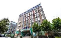 戰(zhàn)“疫”必勝，北京圣慈醫(yī)美為武漢加油