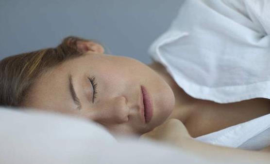 杜仲花生煲雞腳湯補(bǔ)陽(yáng)氣 推薦生活中可以升養(yǎng)陽(yáng)氣的方法