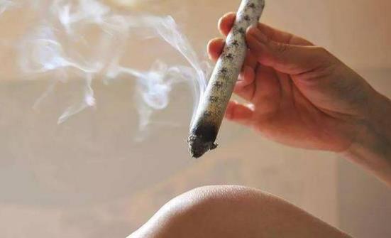 杜仲花生煲雞腳湯補(bǔ)陽(yáng)氣 推薦生活中可以升養(yǎng)陽(yáng)氣的方法