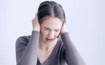 經常耳鳴這樣做在家就能治 患上耳鳴可以吃哪幾種營養物質