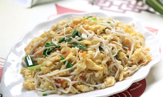 晚餐要吃點(diǎn)清淡的 6款低脂少油的家常素菜譜 