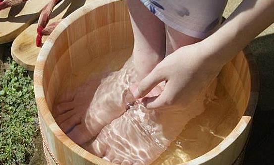 體內一直濕氣重出現健康問題 排濕祛濕推薦六種方法